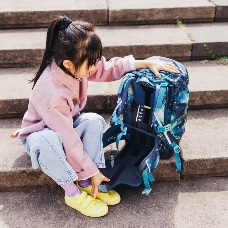 Zaino Scuola Con Luci LED Lampeggianti Colorate Per Bambini - 2 Pezzi Ricaricabili USB, Impermeabile - Sicurezza Per Jogging E Passeggiate